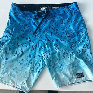 Pelagic Sharkskin Boardshorts 32 great pockets
